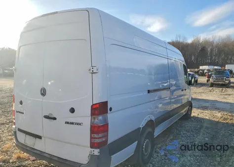 2011 Mercedes-Benz Sprinter 2500 z USA, uszkodzony, nr VIN WD3PE8CC9B5577372